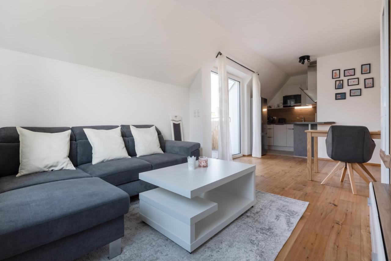 Gruene Ruhelage, 20 Minuten Ins Zentrum Und Parkgarage Vienna Exterior photo