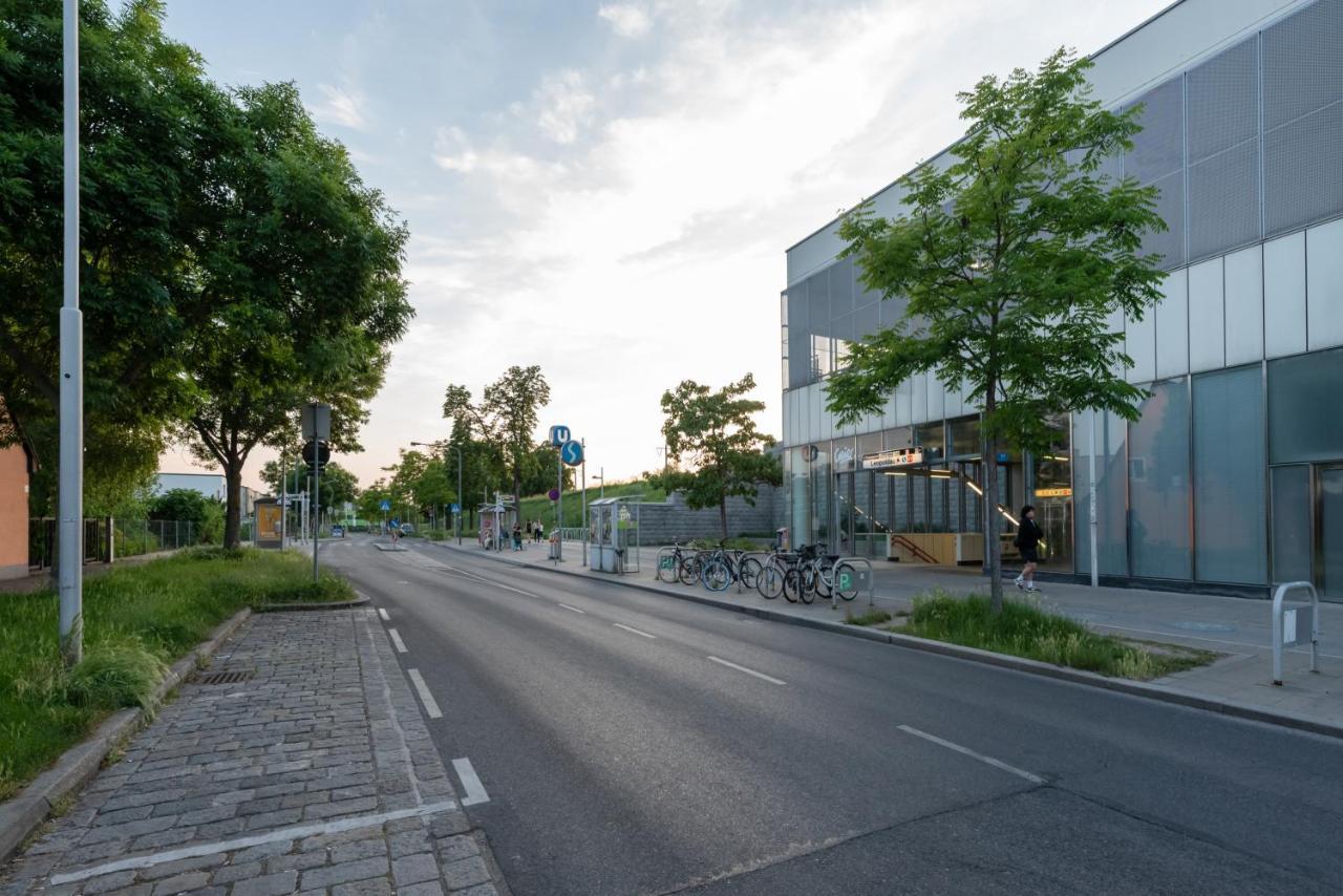 Gruene Ruhelage, 20 Minuten Ins Zentrum Und Parkgarage Vienna Exterior photo